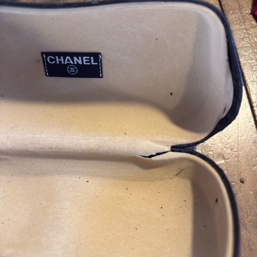 🛍️CHANEL sunglasses case Made in Italy - Picture 11 of 15